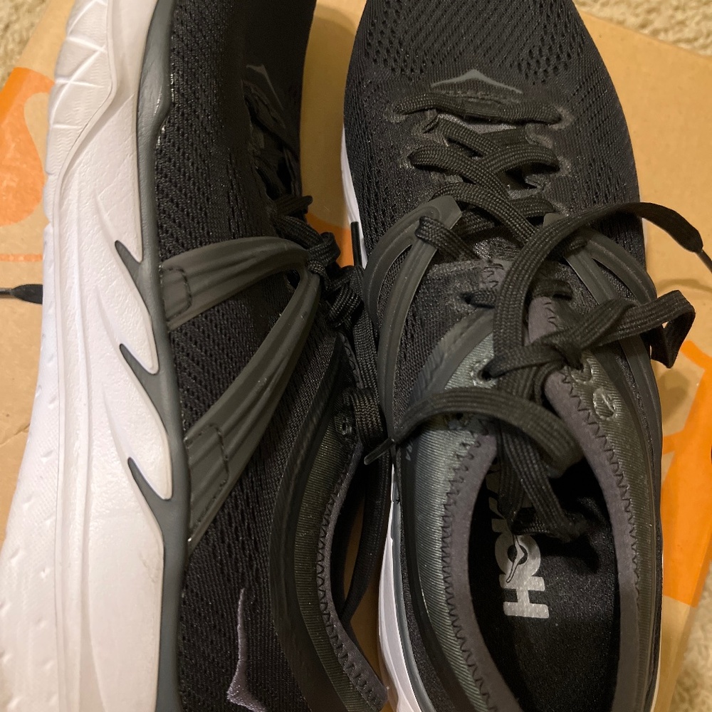 Hoka - Picture 1 of 5